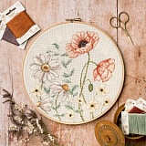 Купить недорого   *  Набор для вышивания Anchor "Meadow Floral" диаметр 26см, MEZ Венгрия, ALXE003  в интернет магазине Фэмили хобби